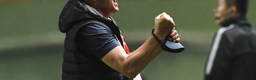  波鸿主场惨败后主教练黯然下课  